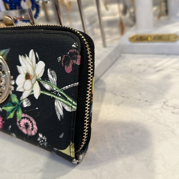 Dasein black with multicolored flower print wallet/wristlet - Picture 3 of 5
